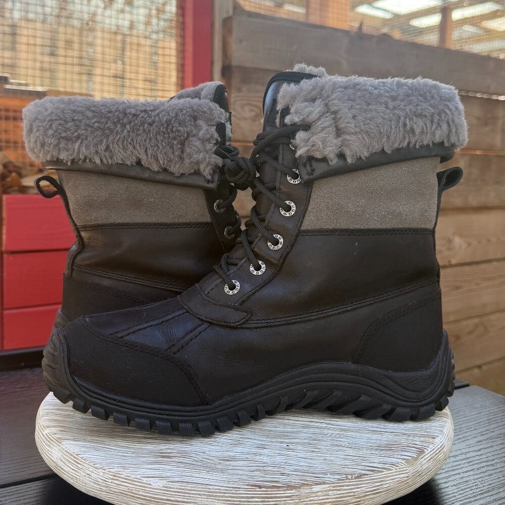 UGG ADIRONDACK II 9.5 Women's Outdoor Waterproof Boot Leather Gorpcore Black